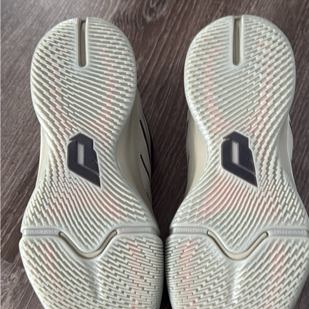 Adidas Dame 9 Basketball shoes size 9 - Picture 3 of 3